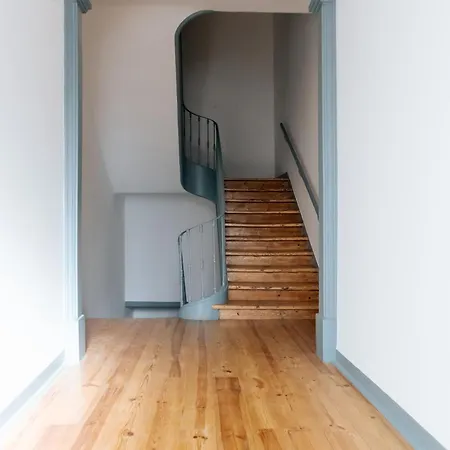 Apartment Diogo's Alcantara Ii By Mycelia