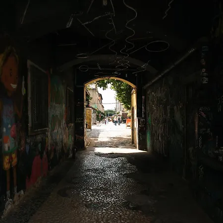 Diogo's Alcantara Ii By Mycelia * Lisboa