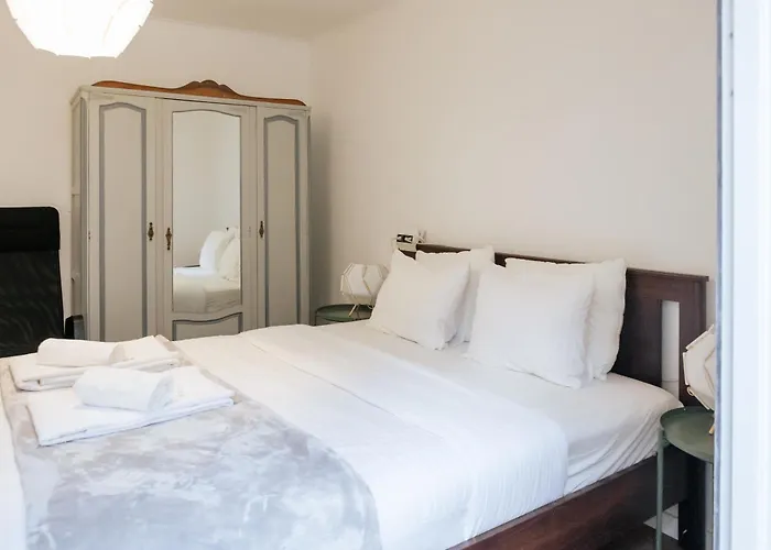 Diogo's Alcantara Ii By Mycelia Apartment *