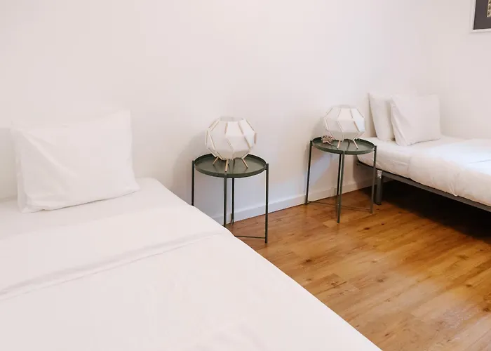 Apartment Diogo's Alcantara Ii By Mycelia Lissabon